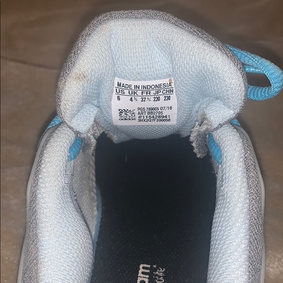 Adidas cloudfoam running shoes - Picture 3 of 5